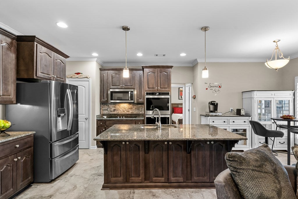 Ellijay, Georgia, 30536, United States, 3 Bedrooms Bedrooms, ,2 BathroomsBathrooms,Residential,For Sale,2013391