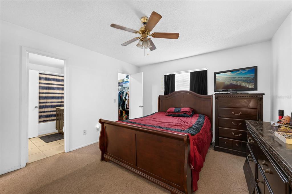 Orlando, Florida, 32825, United States, 4 Bedrooms Bedrooms, ,Residential,For Sale,1957185