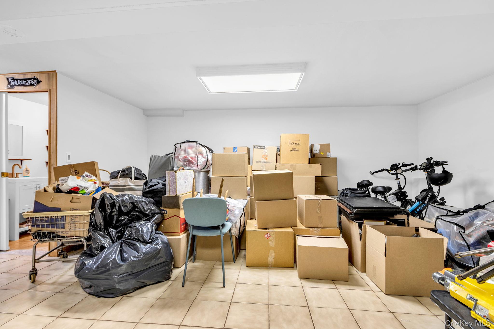 Mahopac, New York, 10541, United States, 4 Bedrooms Bedrooms, ,3 BathroomsBathrooms,Residential,For Sale,2002919