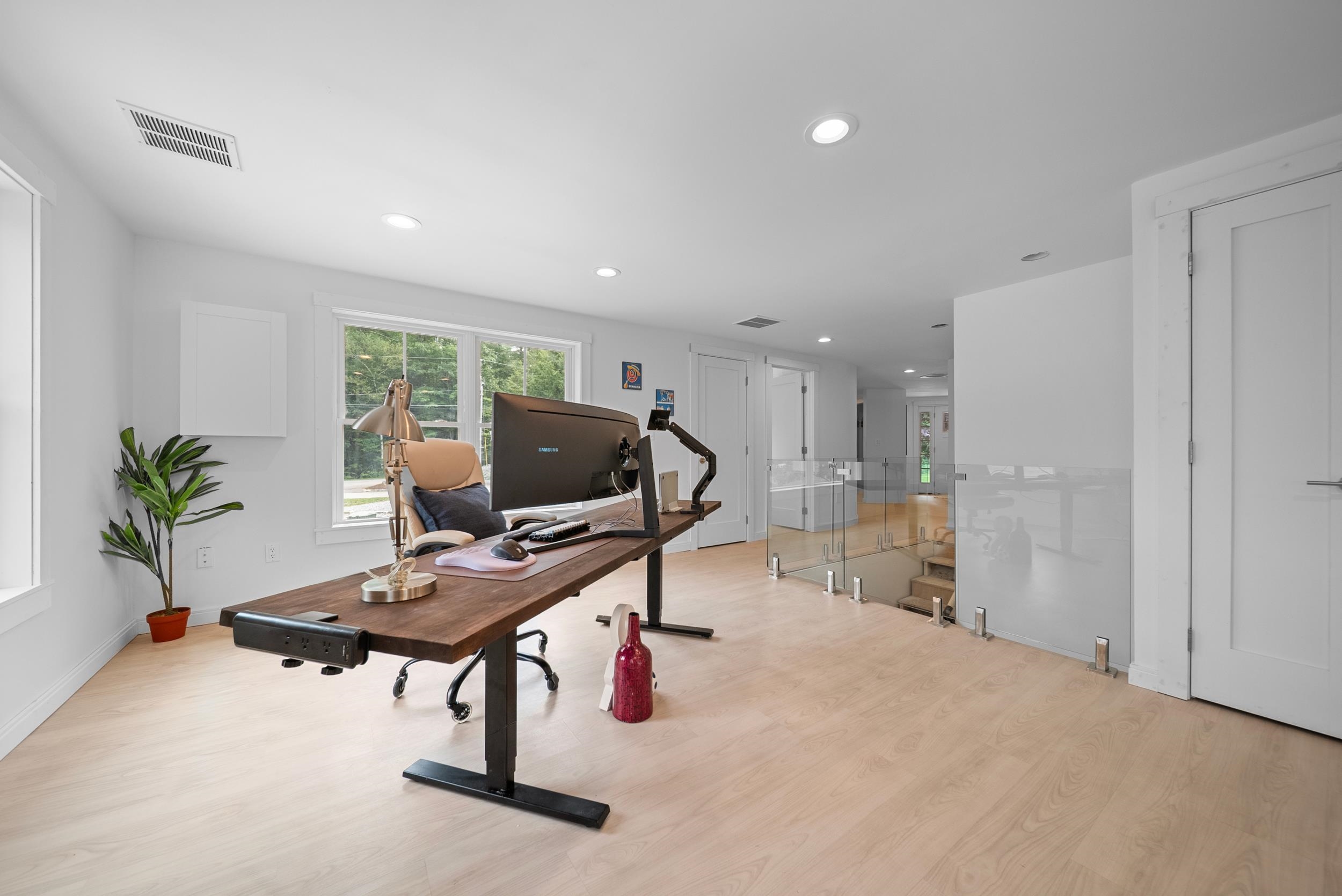 Merrimack, New Hampshire, 03054, United States, 3 Bedrooms Bedrooms, ,Residential,For Sale,1911681