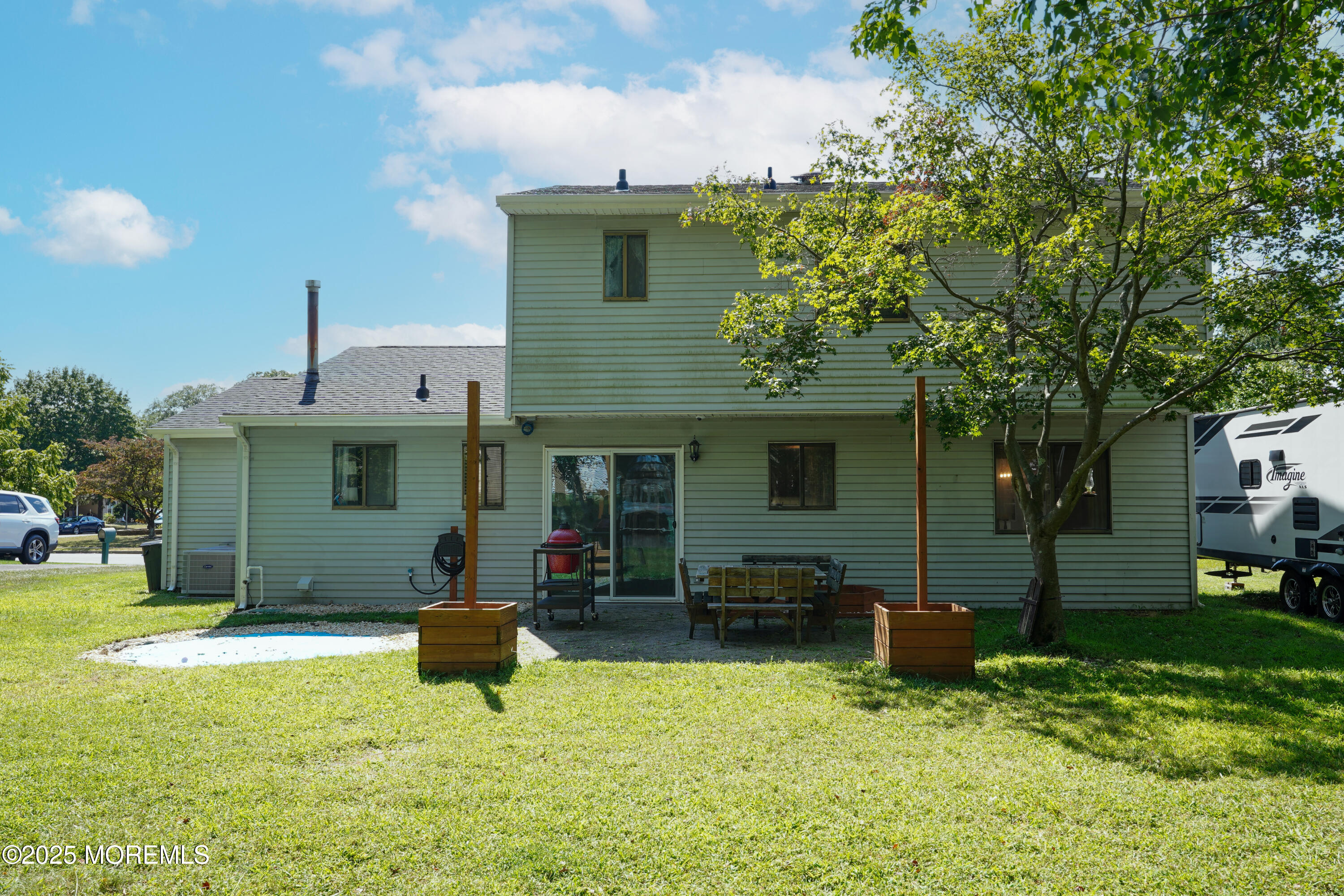 Howell, New Jersey, 07731, United States, 3 Bedrooms Bedrooms, ,3 BathroomsBathrooms,Residential,For Sale,1942637