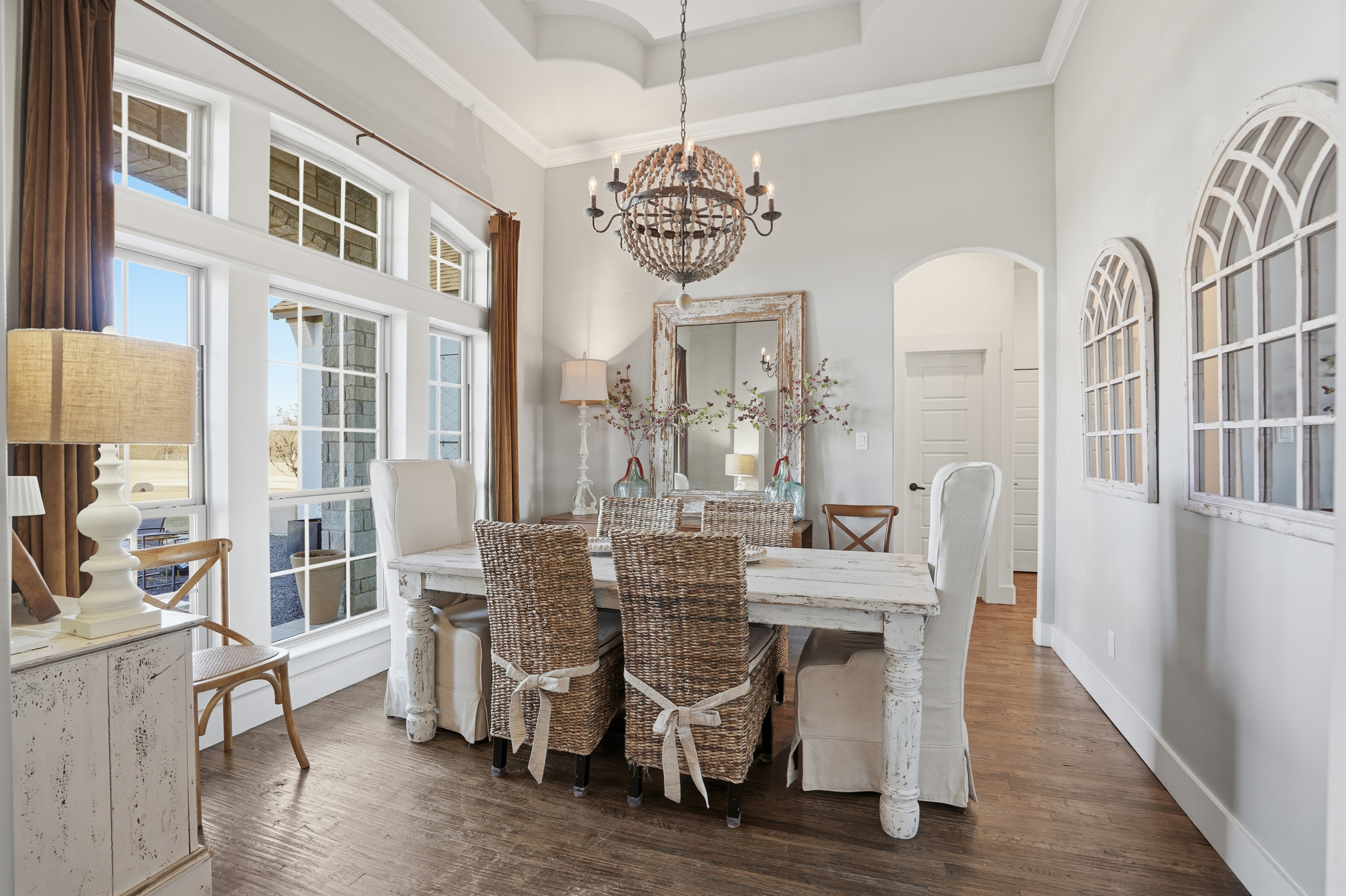  a private gated retreat where  luxury meets texas tranquility - 物件實景