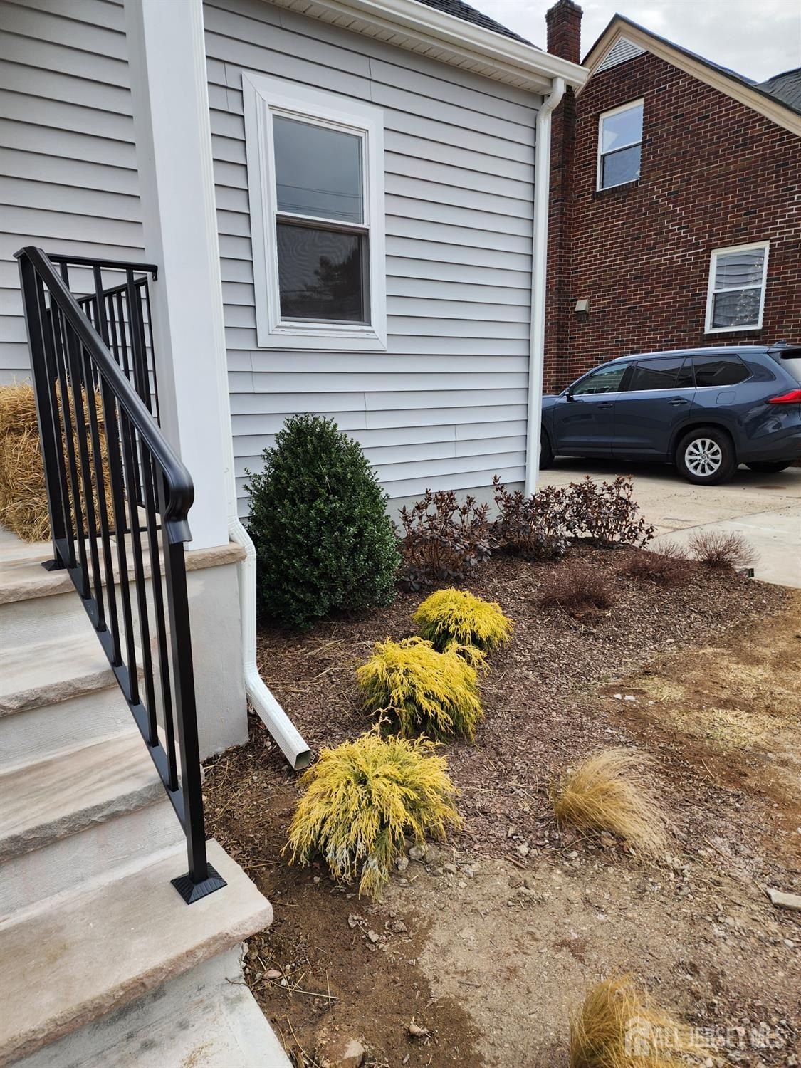 Sayreville, New Jersey, 08879, United States, 4 Bedrooms Bedrooms, ,2 BathroomsBathrooms,Residential,For Sale,2005384