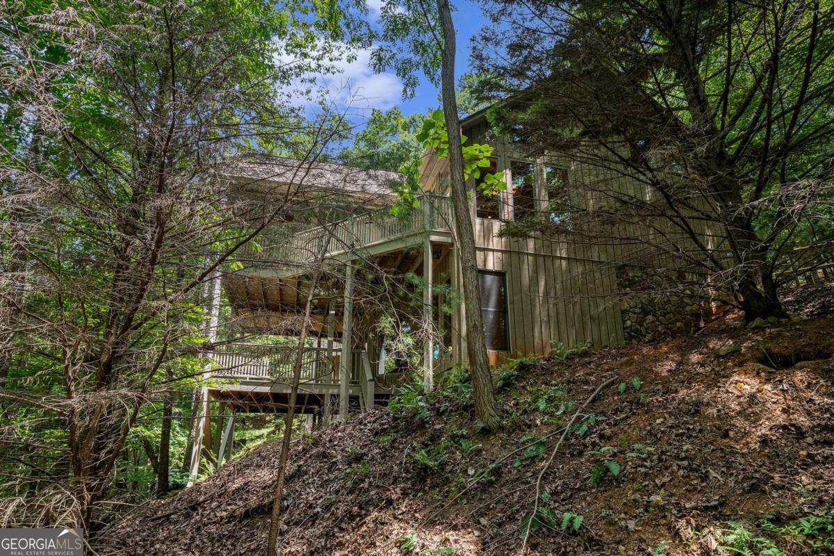 Ellijay, Georgia, 30536, United States, 4 Bedrooms Bedrooms, ,4 BathroomsBathrooms,Residential,For Sale,1888525