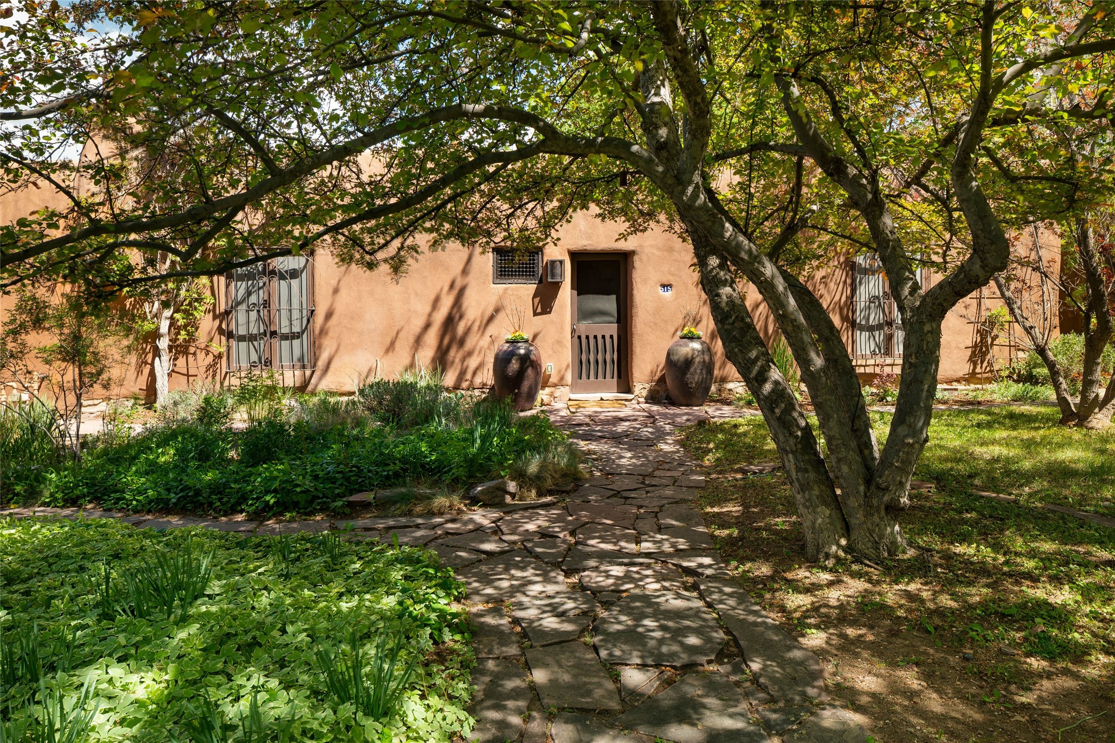 515- 519 Camino Del Monte Sol - 物件實景