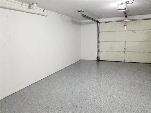 Claremont, New Hampshire, 03743, United States, 3 Bedrooms Bedrooms, ,1 BathroomBathrooms,Residential,For Sale,2048255