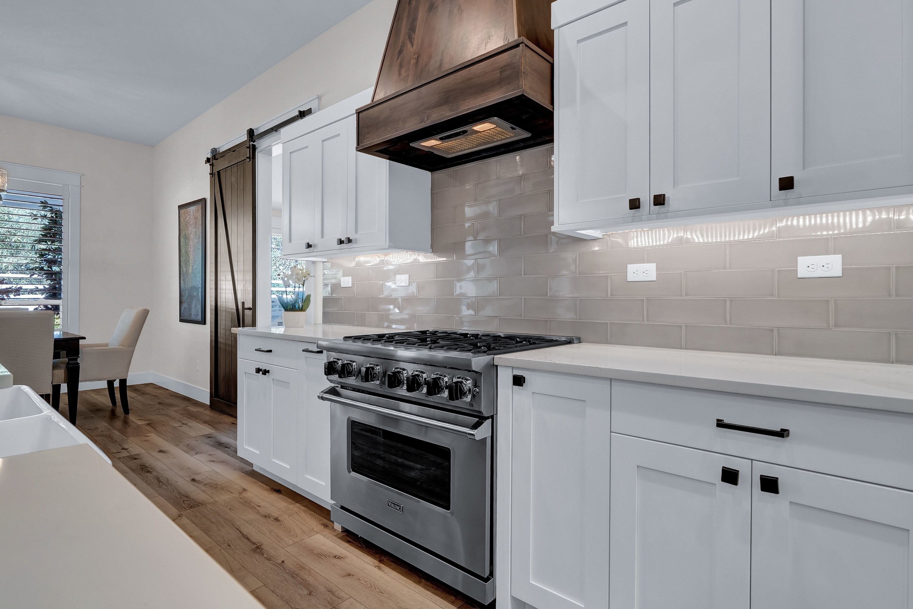 Refined Half-Acre Estate with Dual Kitchens & Open Space Backdrop - 物件實景