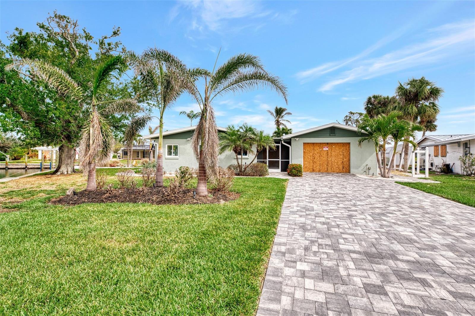 ENGLEWOOD, Florida, 34223, United States, 2 Bedrooms Bedrooms, ,3 BathroomsBathrooms,Residential,For Sale,1990231