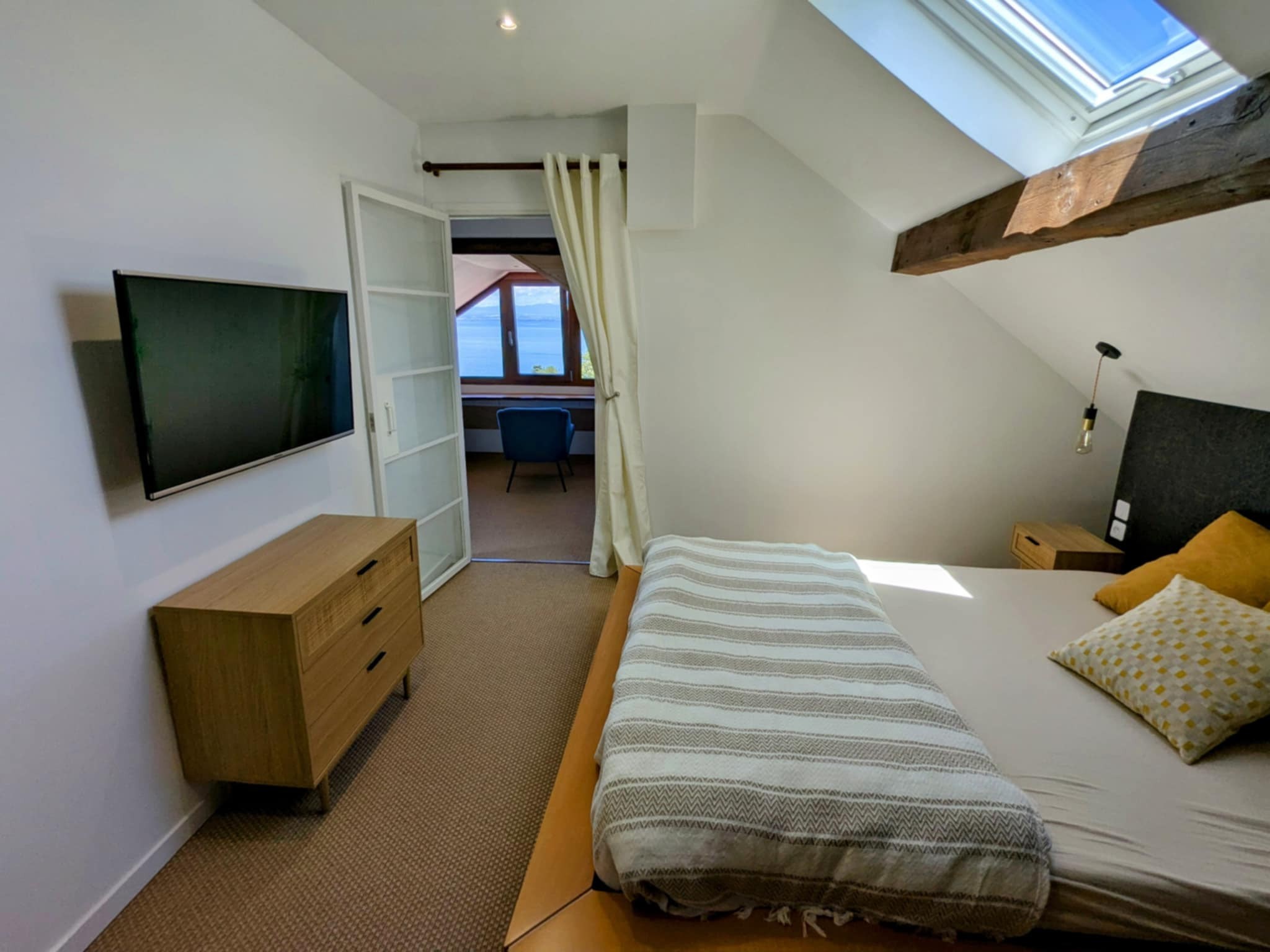  EVIAN LES BAINS FULLY RENOVATED APARTMENT WITH VIEW ON THE LAKE - 物件實景