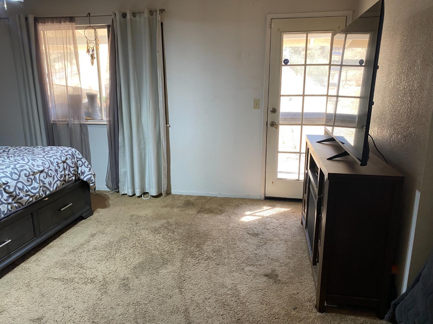 Coarsegold, California, 93614, United States, 4 Bedrooms Bedrooms, ,3 BathroomsBathrooms,Residential,For Sale,1943274