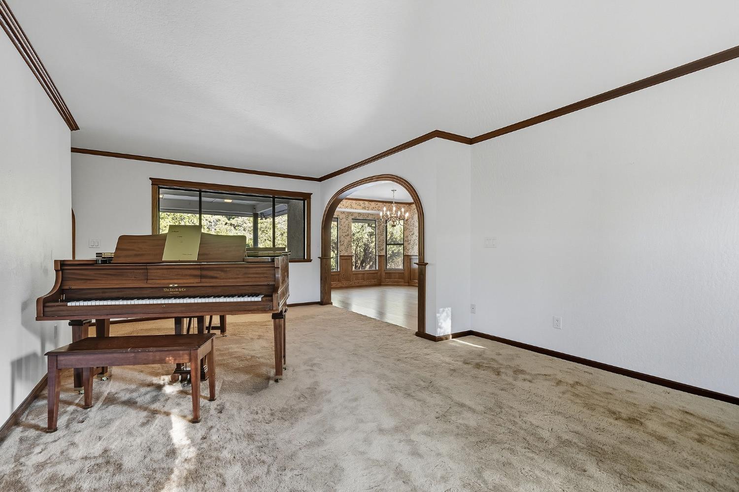 Pine Grove, California, 95665, United States, 3 Bedrooms Bedrooms, ,4 BathroomsBathrooms,Residential,For Sale,1975649