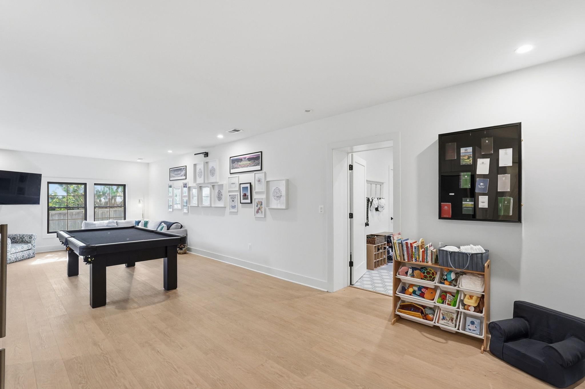  6026 Little Falls Road, Arlington, VA, 22207 - 物件實景