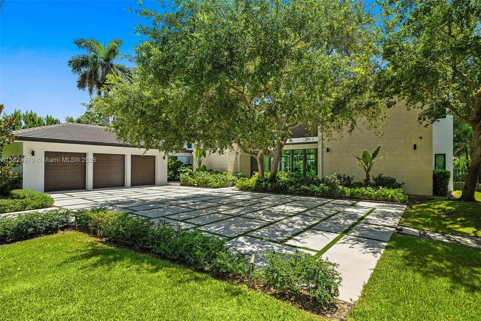 Pinecrest, Florida, 33156, United States, 7 Bedrooms Bedrooms, ,9 BathroomsBathrooms,Residential,For Sale,1885152