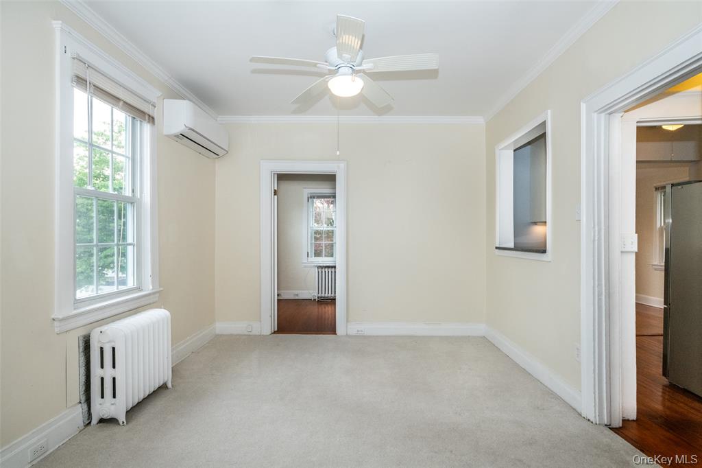New Rochelle, New York, 10801, United States, 5 Bedrooms Bedrooms, ,4 BathroomsBathrooms,Residential,For Sale,2048483
