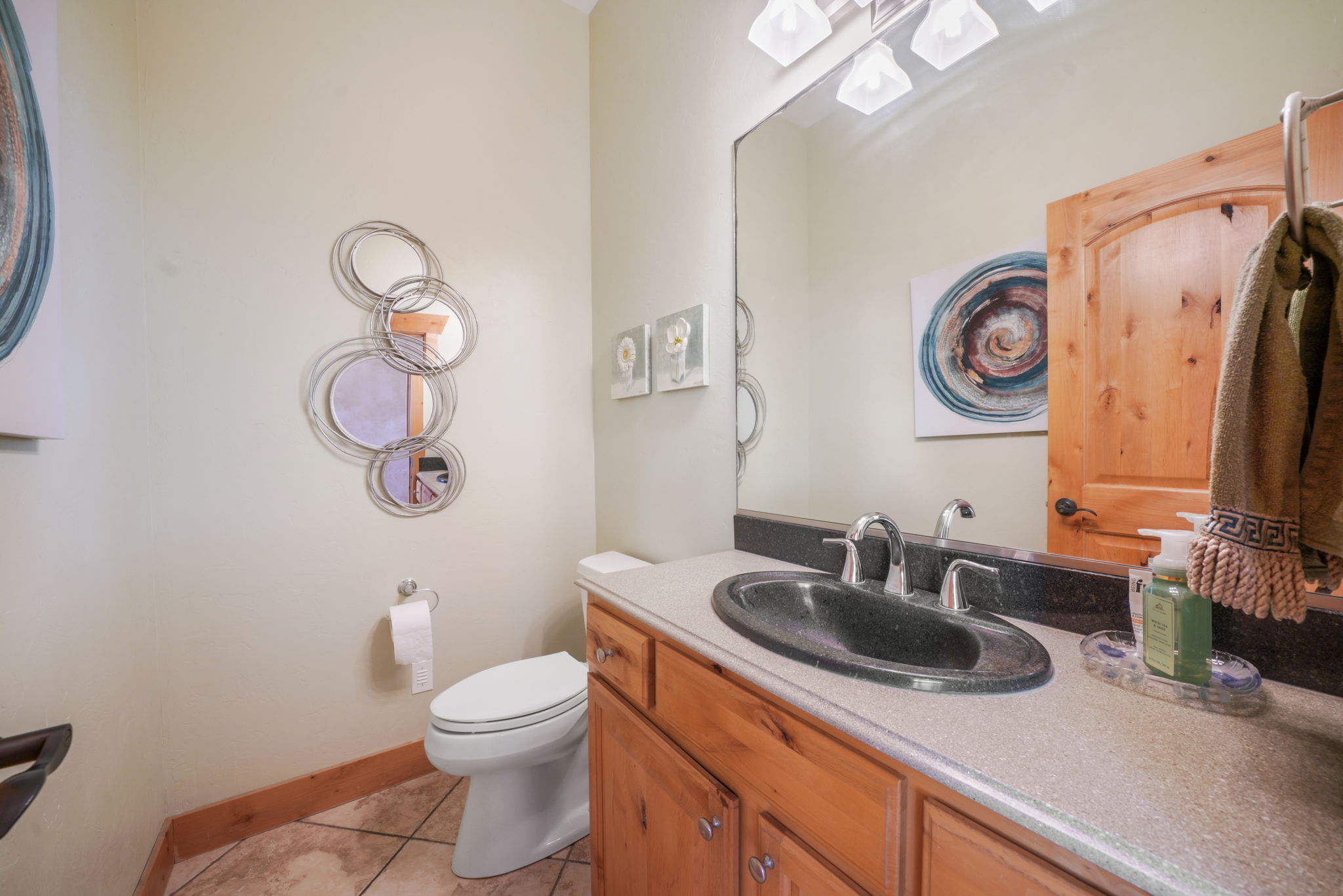 Eagle Mountain, Utah, 84005, United States, 6 Bedrooms Bedrooms, ,5 BathroomsBathrooms,Residential,For Sale,1990791