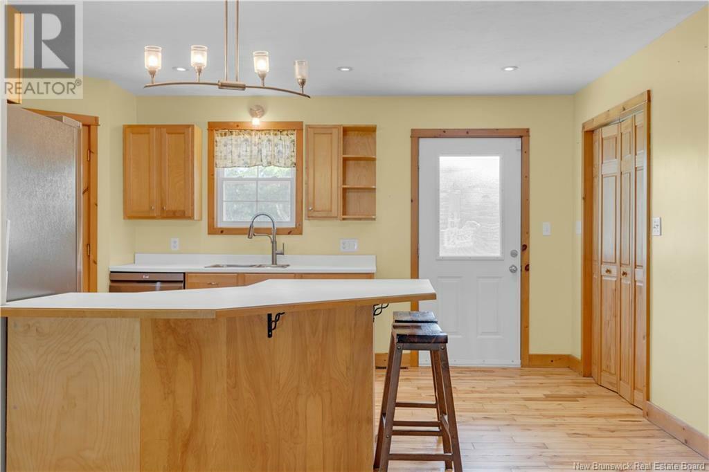 BAYSIDE, New Brunswick, E5B 2T1, CA, 3 Bedrooms Bedrooms, ,2 BathroomsBathrooms,Residential,For Sale,1874052