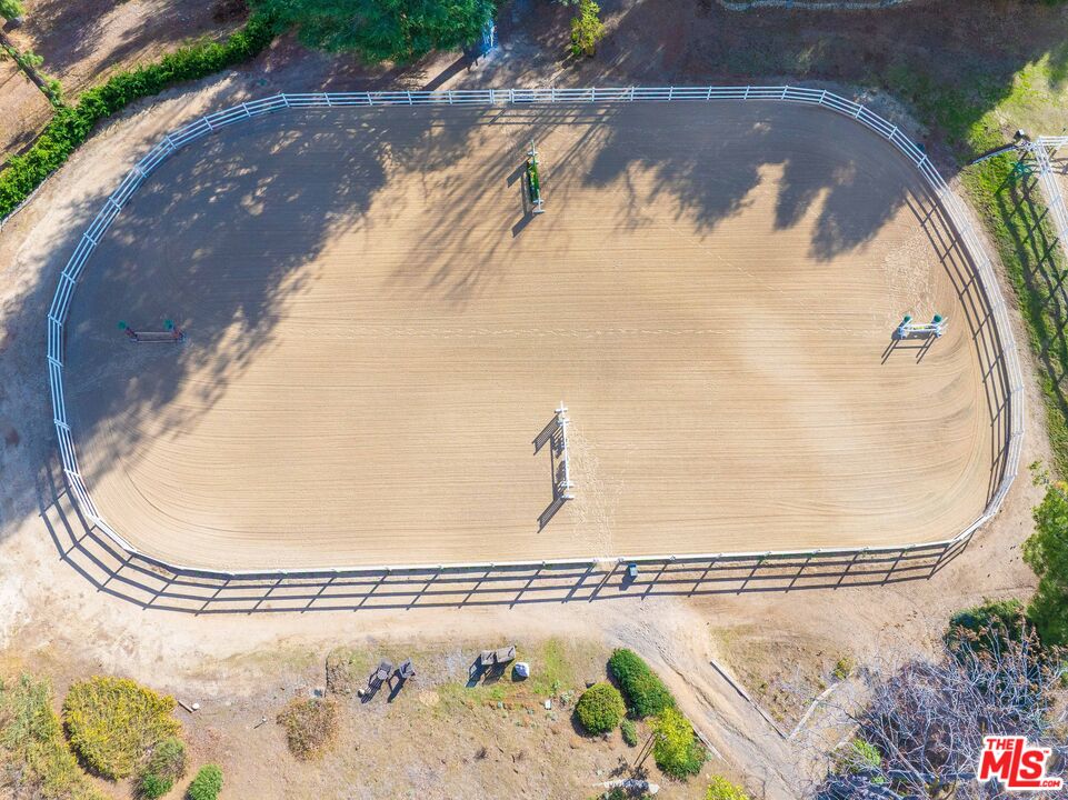 Calabasas, California, 91302, United States, 3 Bedrooms Bedrooms, ,2 BathroomsBathrooms,Residential,For Sale,1723181