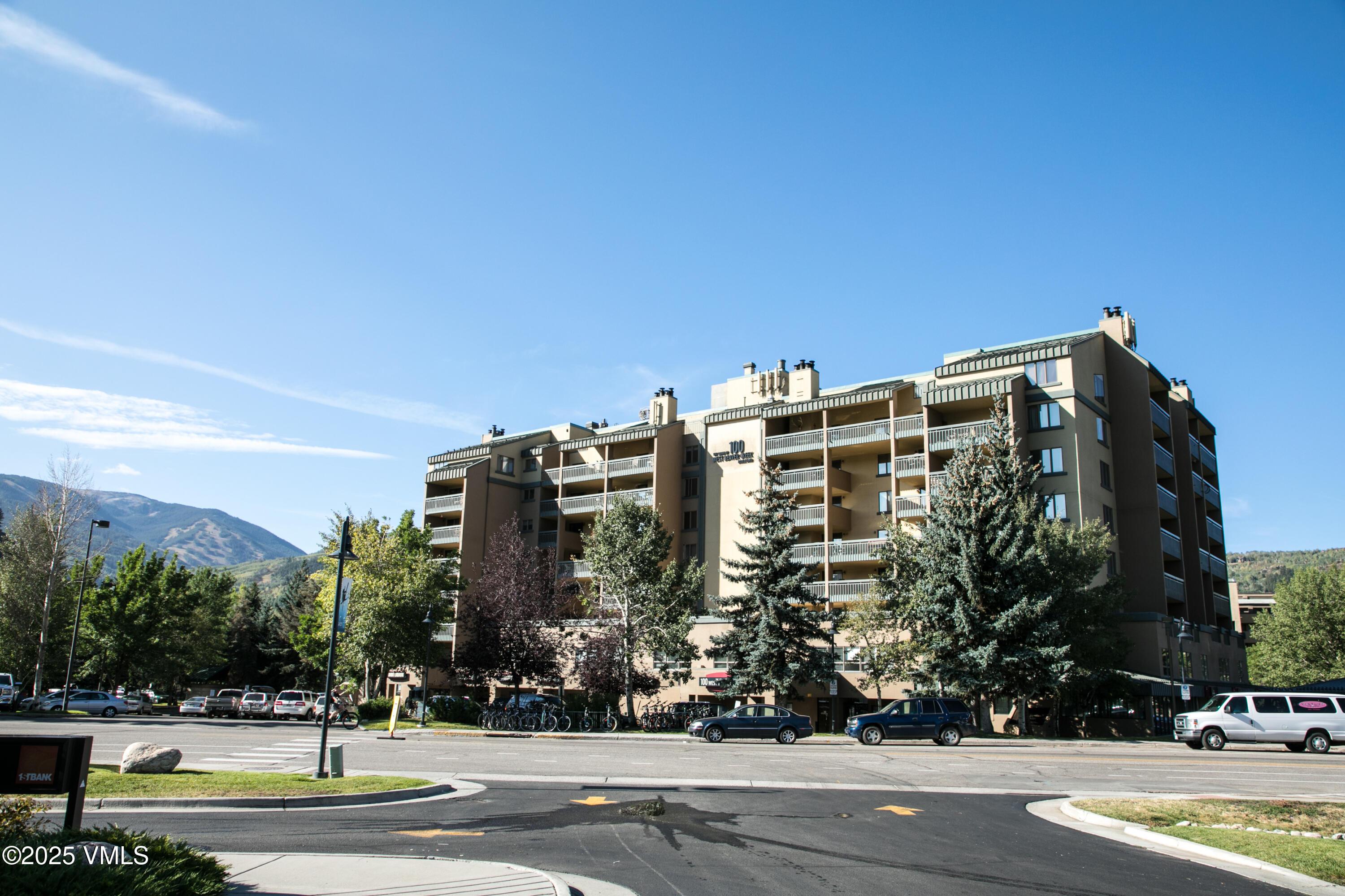Avon, Colorado, 81620, United States, 3 Bedrooms Bedrooms, ,3 BathroomsBathrooms,Residential,For Sale,1731603