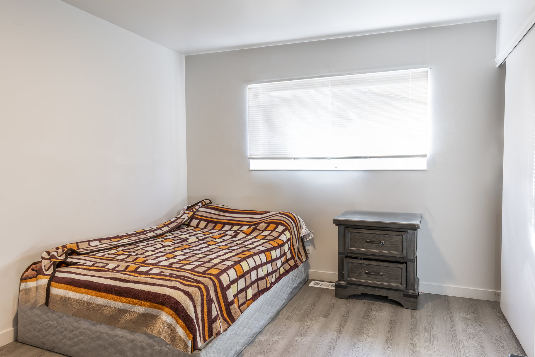  Well-Maintained Four-Unit Property with Exceptional Investment Potential - 物件實景