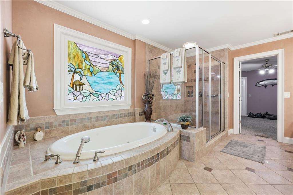 Buford, Georgia, 30518, United States, 4 Bedrooms Bedrooms, ,4 BathroomsBathrooms,Residential,For Sale,1986325