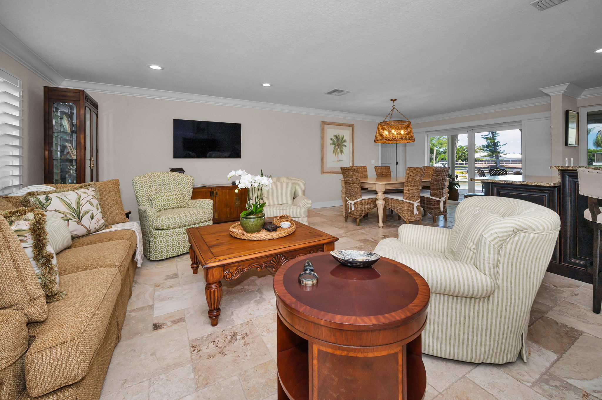 St Petersburg, Florida, 33703, United States, 4 Bedrooms Bedrooms, ,3 BathroomsBathrooms,Residential,For Sale,1978536