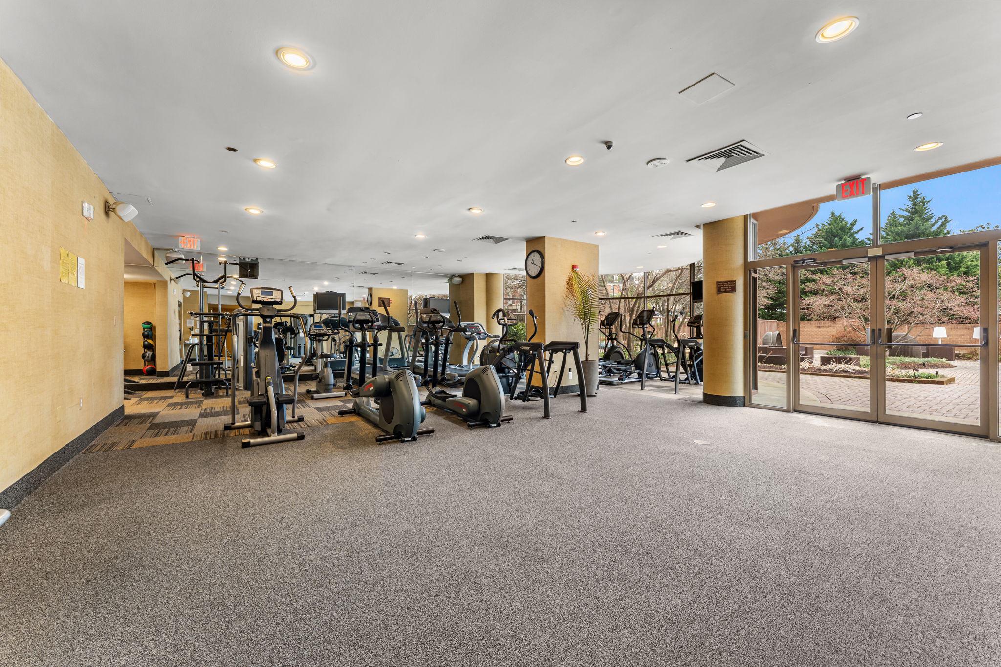  10101 Grosvenor Place, Rockville, MD, 20852 - 物件實景