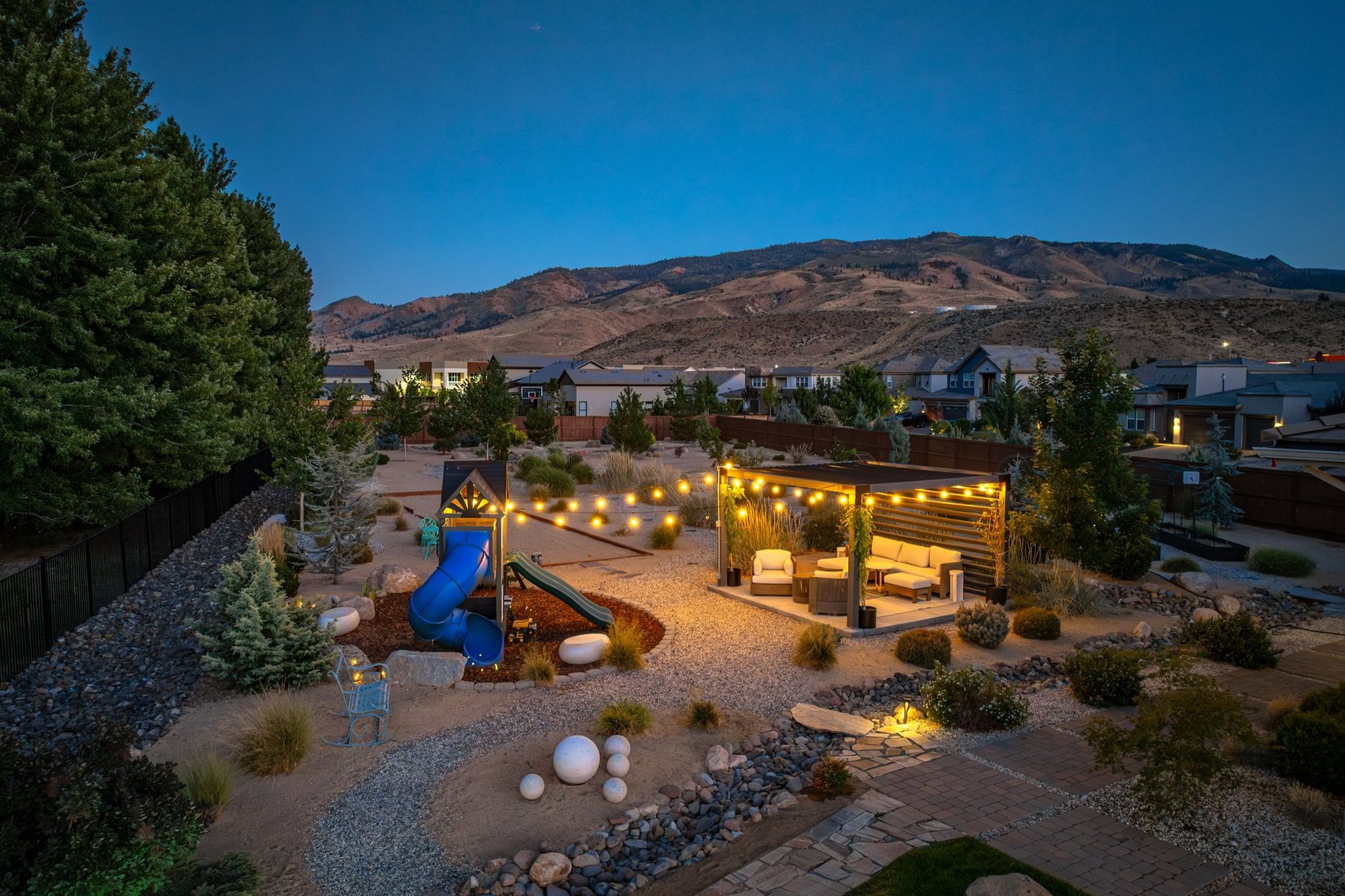  Private Luxury Retreat in Verdi with Custom Designer Finishes & Peavine Views - 物件實景