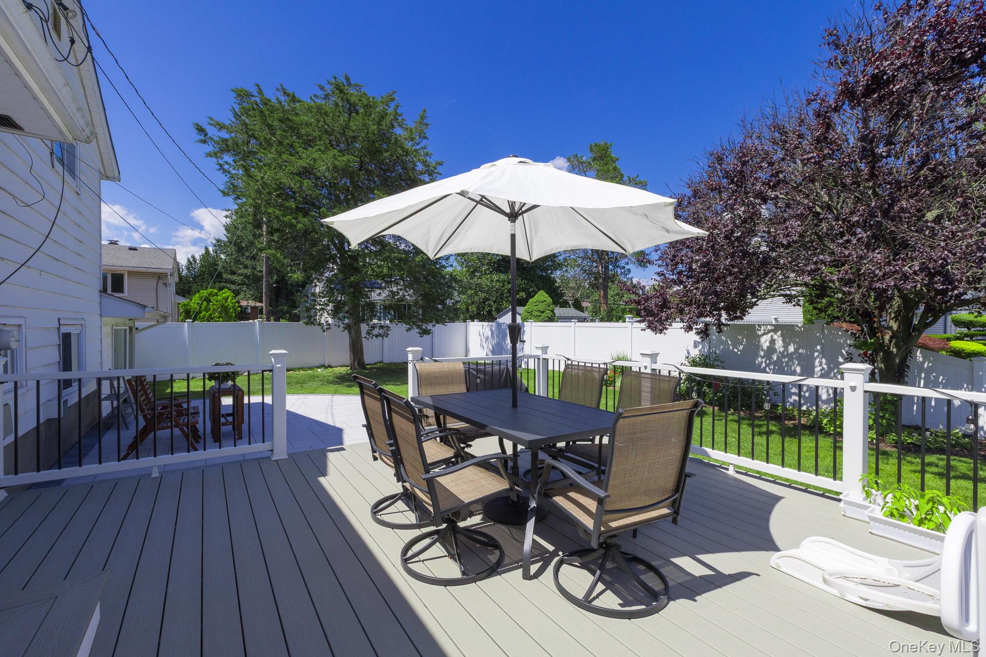  21 Pinetree Avenue, Hicksville, NY, 11801 - 物件實景