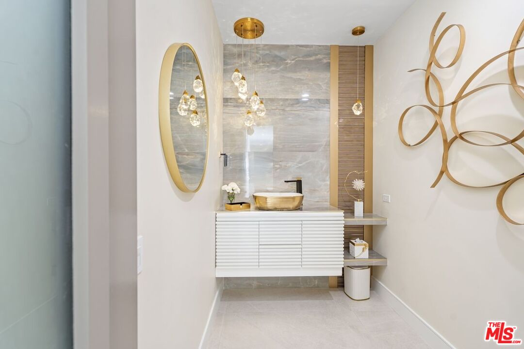 Palm Desert, California, 92211, United States, 3 Bedrooms Bedrooms, ,4 BathroomsBathrooms,Residential,For Sale,1997361