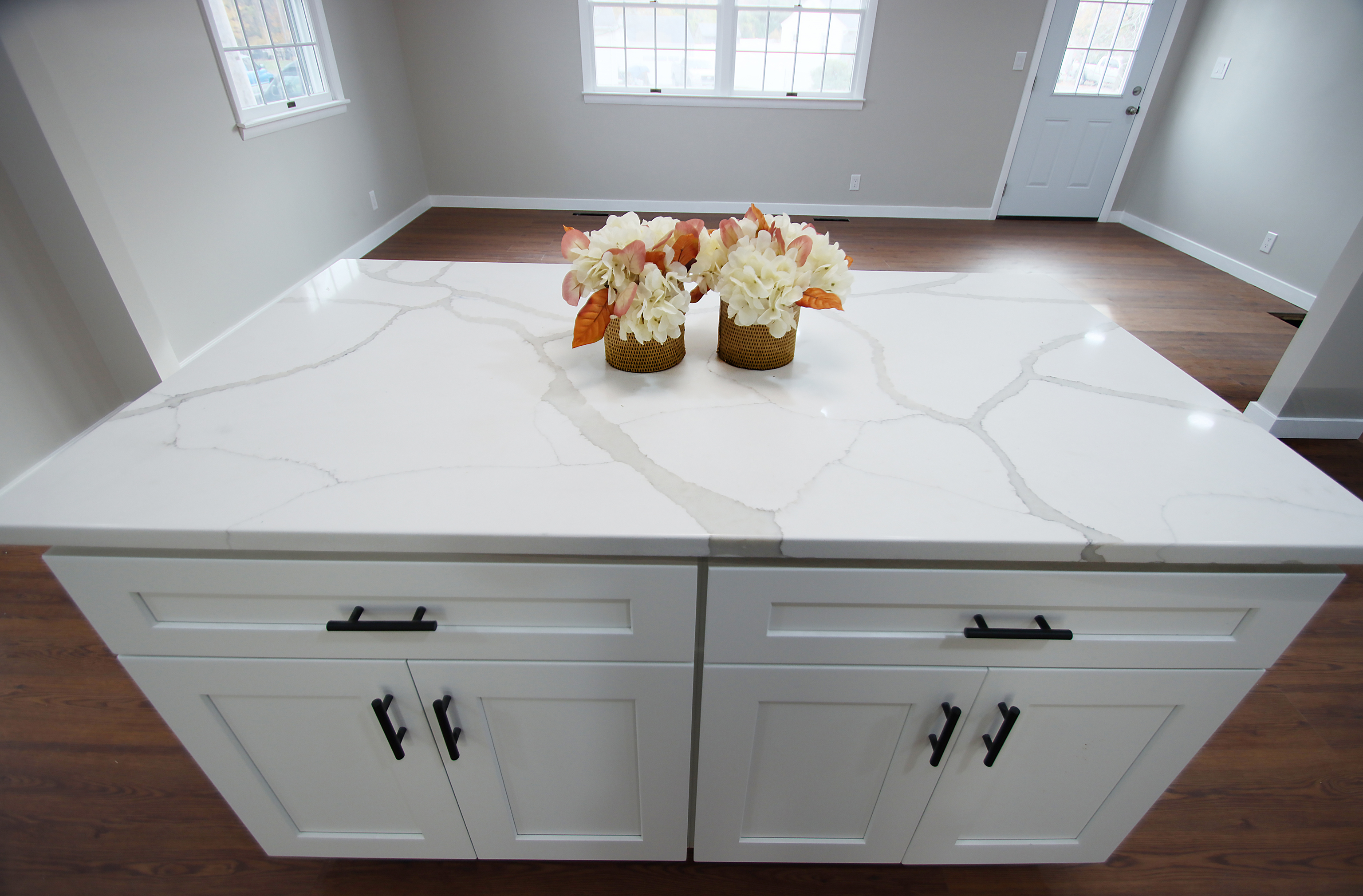 Milford, Connecticut, 06460, United States, 4 Bedrooms Bedrooms, ,2 BathroomsBathrooms,Residential,For Sale,1993433