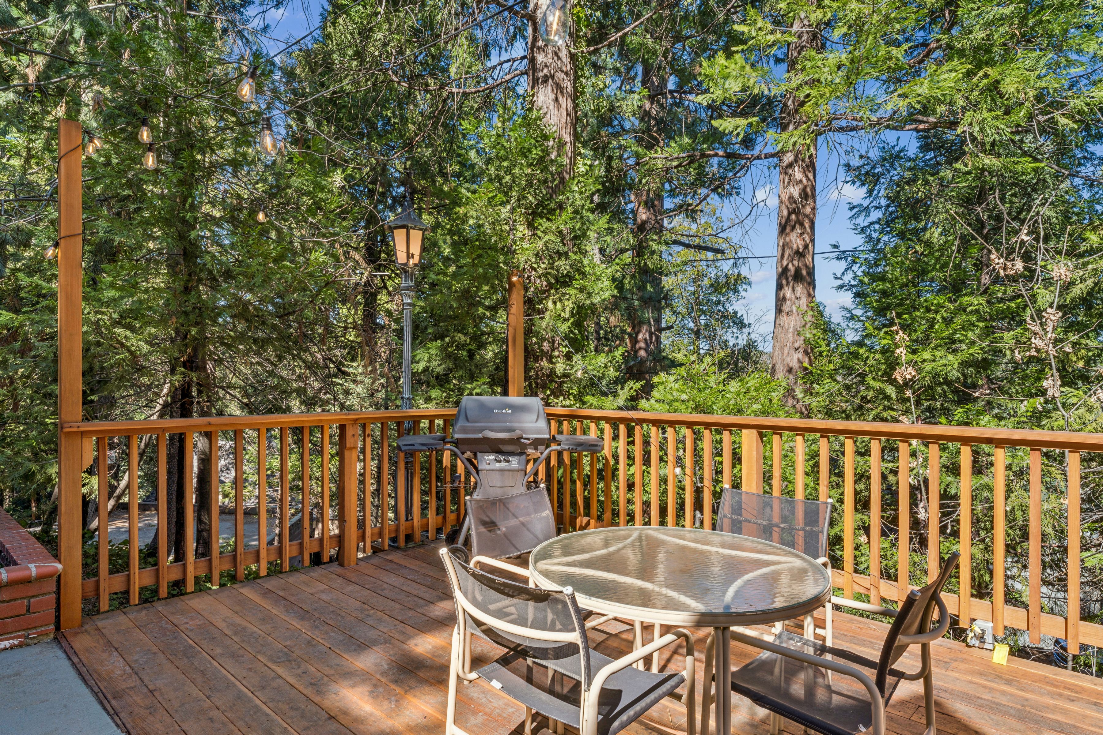  222 Holiday Drive, Lake Arrowhead, CA 92352 - 物件實景
