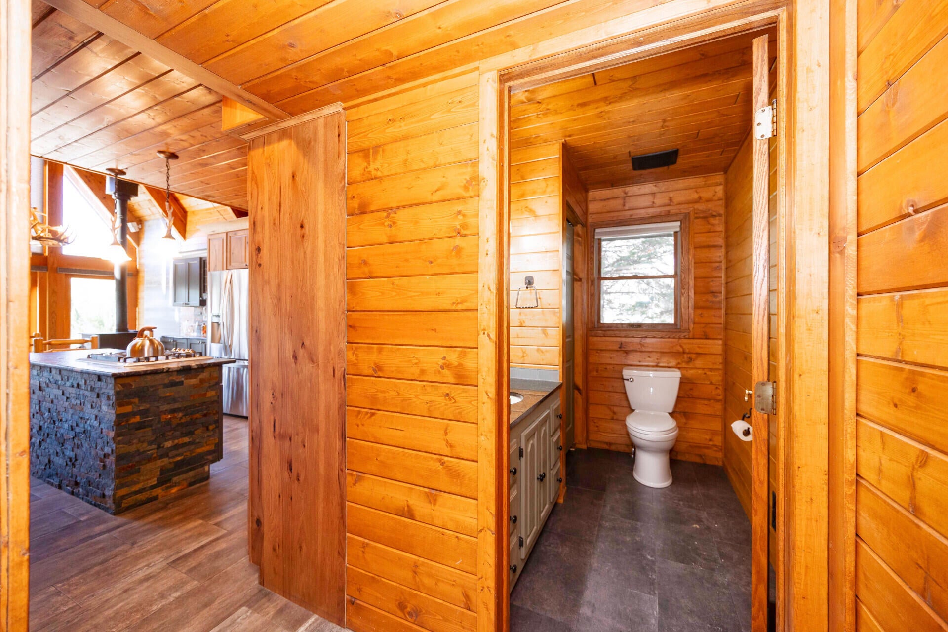 Brooklyn, Michigan, 49230, United States, 3 Bedrooms Bedrooms, ,3 BathroomsBathrooms,Residential,For Sale,1991046