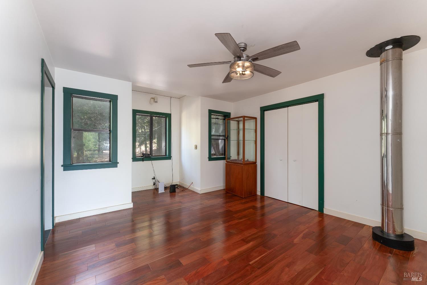 Ukiah, California, 95482, United States, 2 Bedrooms Bedrooms, ,1 BathroomBathrooms,Residential,For Sale,1925334