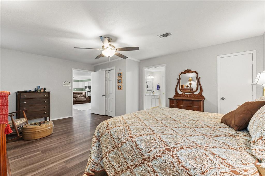 Point, Texas, 75472, United States, 2 Bedrooms Bedrooms, ,2 BathroomsBathrooms,Residential,For Sale,1959087
