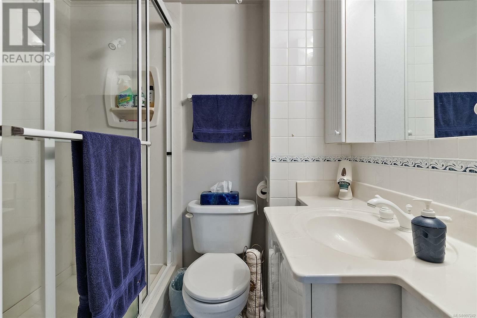 VICTORIA, British Columbia, V8T 3S7, CA, 2 Bedrooms Bedrooms, ,2 BathroomsBathrooms,Residential,For Sale,1875643