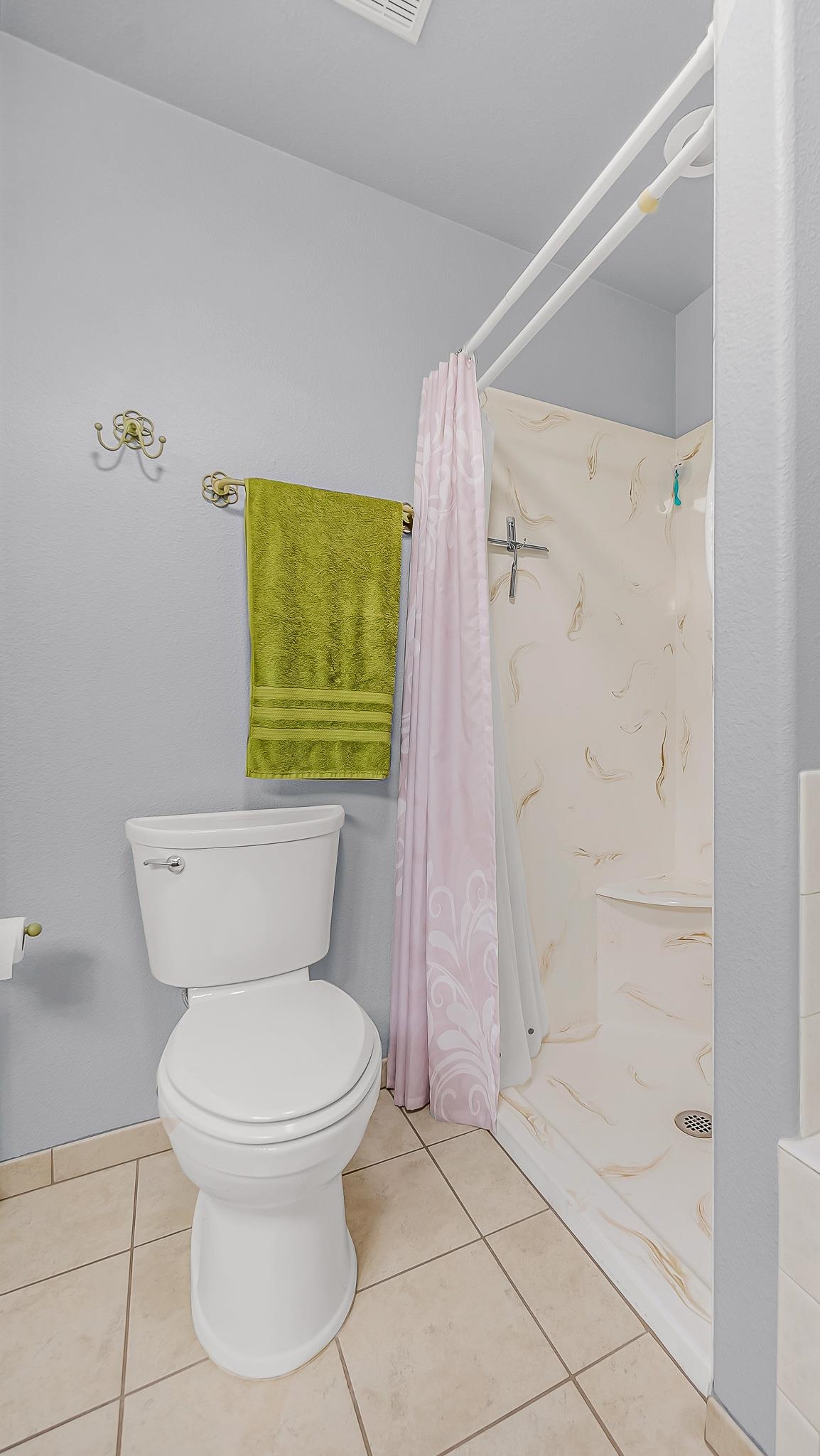 Grand Junction, Colorado, 81507, United States, 3 Bedrooms Bedrooms, ,3 BathroomsBathrooms,Residential,For Sale,1954726