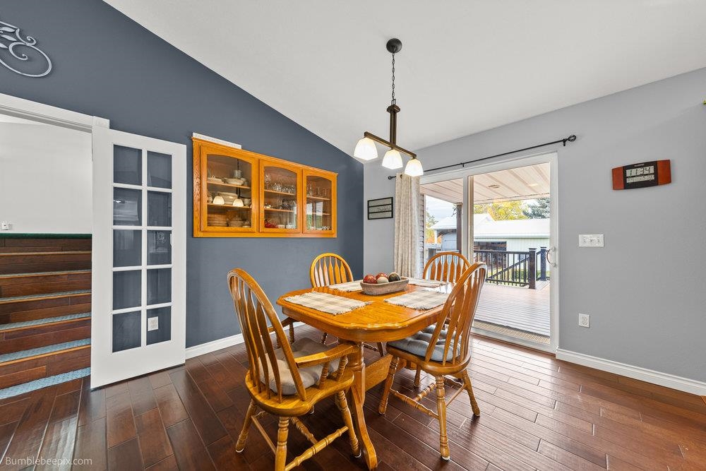 Newman Lake, Washington, 99025, United States, 4 Bedrooms Bedrooms, ,2 BathroomsBathrooms,Residential,For Sale,1987329