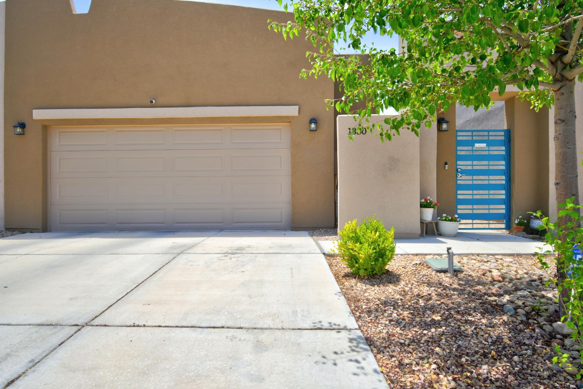 Tierra Verde Loop, Los Lunas, NM 87031