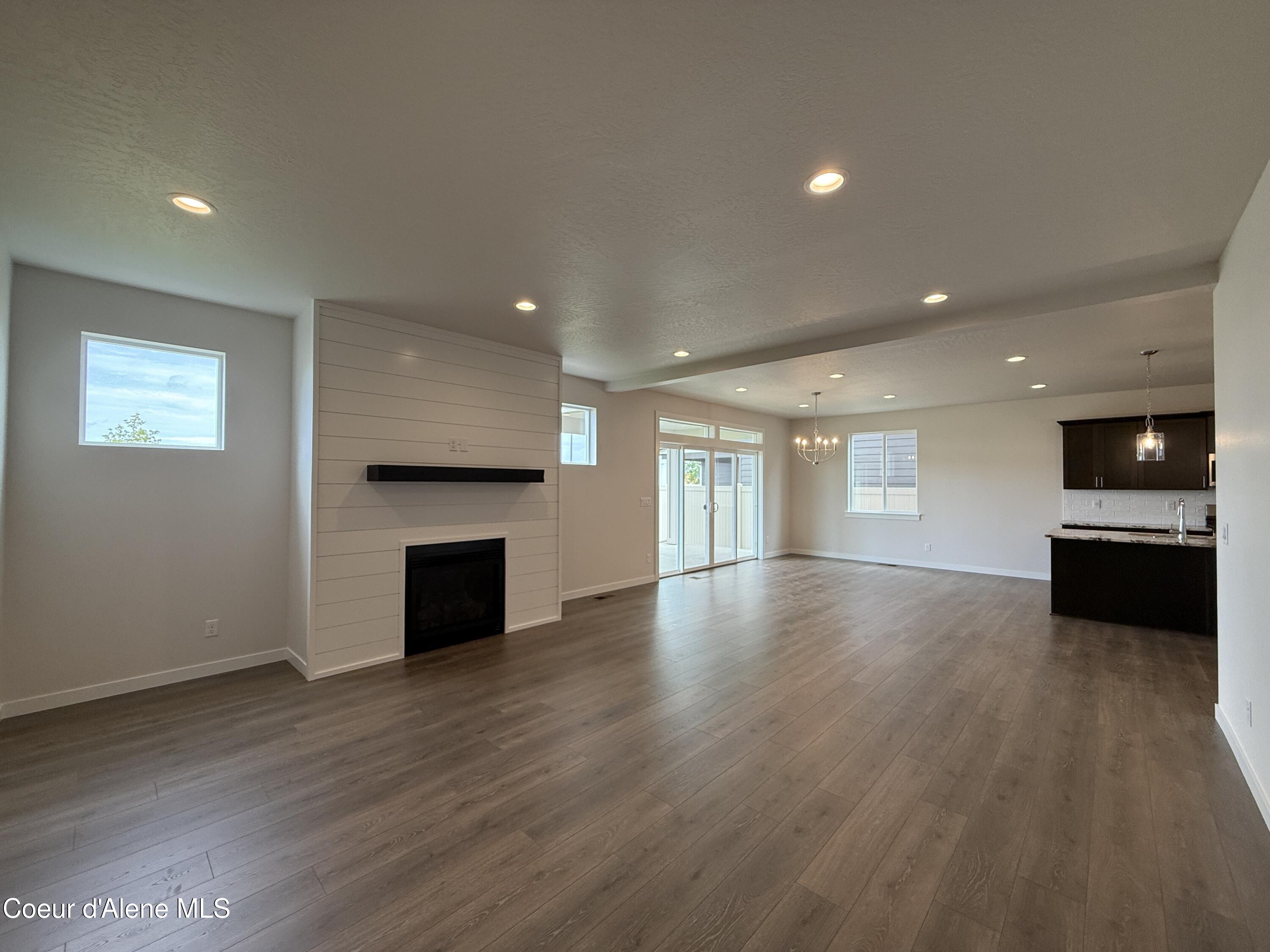 Post Falls, Idaho, 83854, United States, 4 Bedrooms Bedrooms, ,3 BathroomsBathrooms,Residential,For Sale,1927944