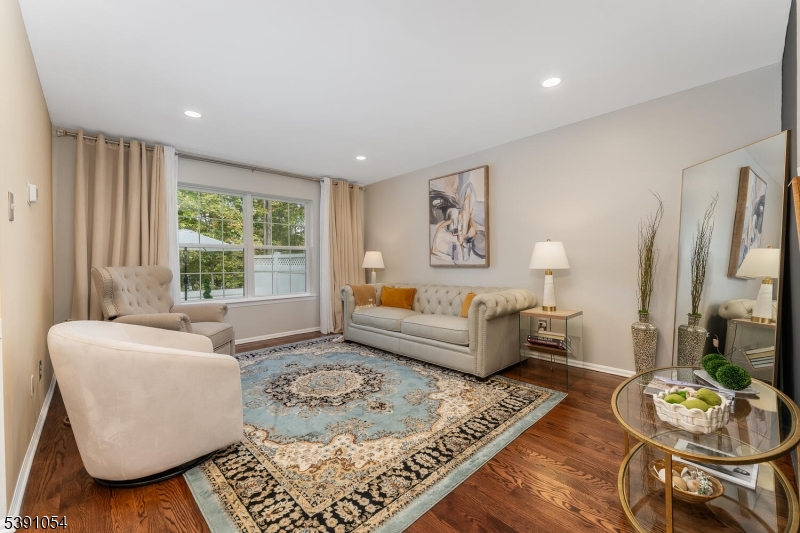 Readington Twp., New Jersey, 08889, United States, 3 Bedrooms Bedrooms, ,3 BathroomsBathrooms,Residential,For Sale,1989352