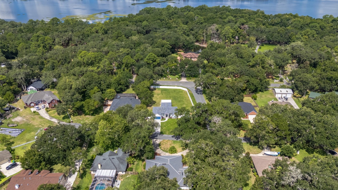 Fernandina Beach, Florida, 32034, United States, 3 Bedrooms Bedrooms, ,2 BathroomsBathrooms,Residential,For Sale,1916317