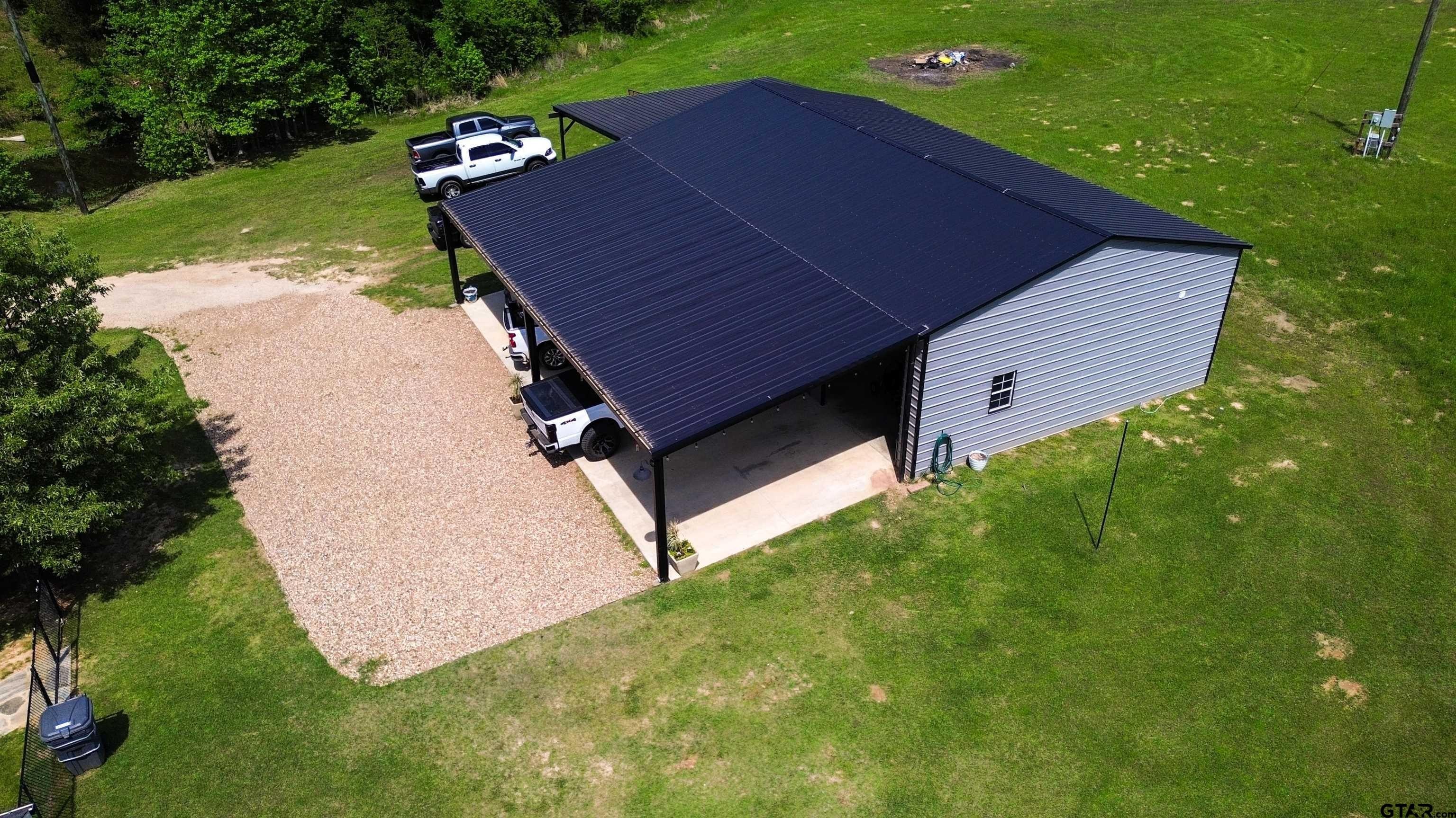 Pittsburg, Texas, 75686, United States, 4 Bedrooms Bedrooms, ,3 BathroomsBathrooms,Residential,For Sale,1943296