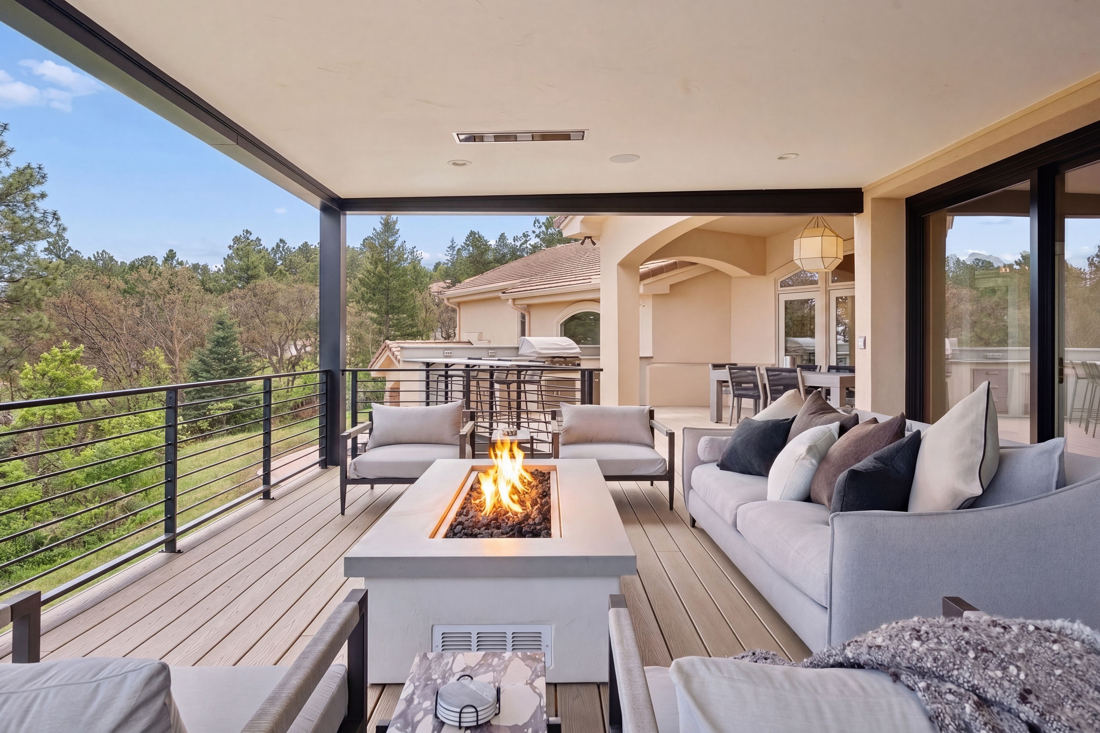  Broadmoor Heights Luxury with Iconic Views - 物件實景