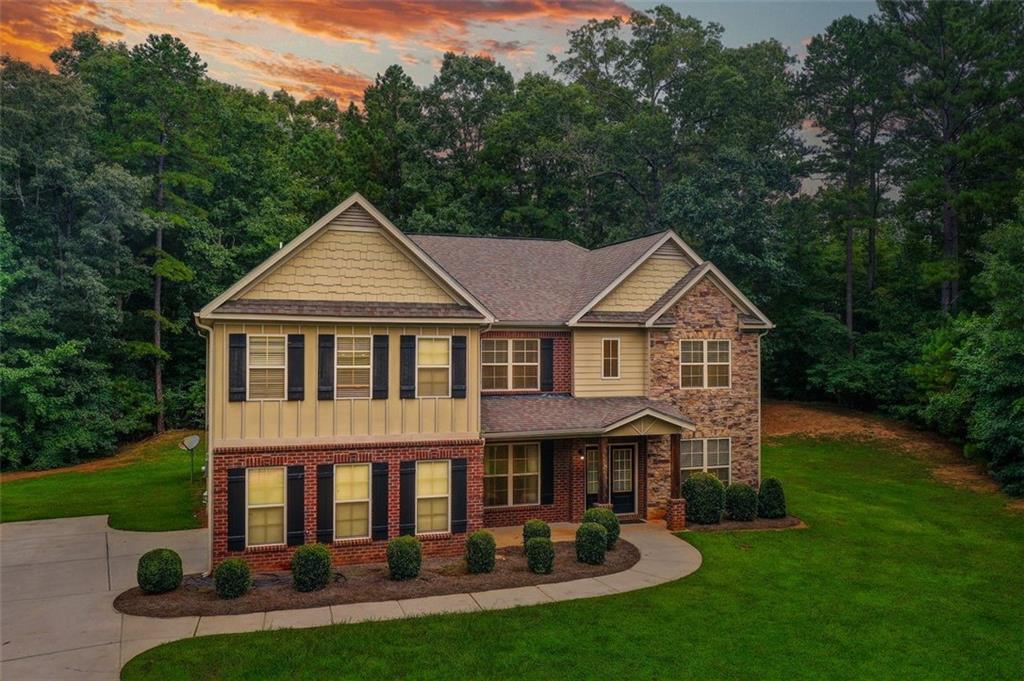 Palmetto, Georgia, 30268, United States, 5 Bedrooms Bedrooms, ,4 BathroomsBathrooms,Residential,For Sale,1917633
