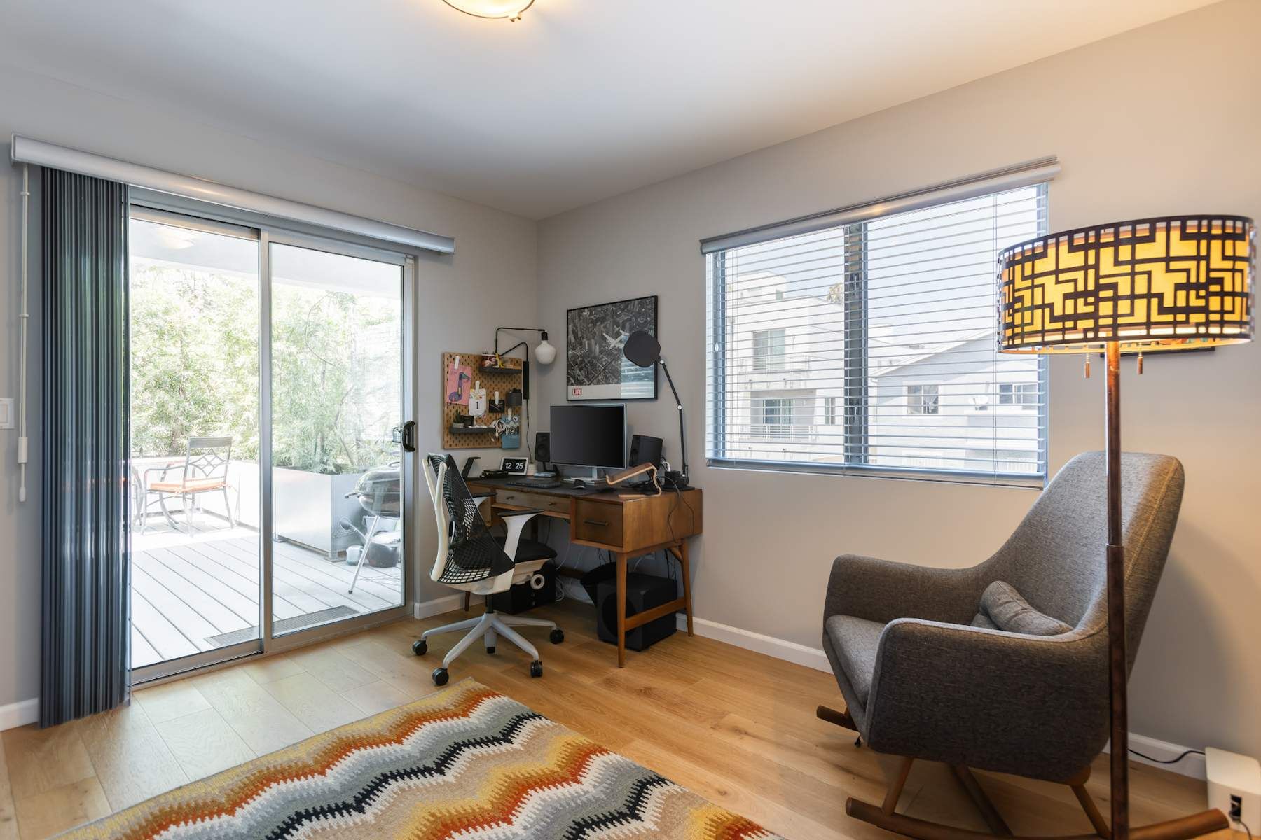  5936 Barton Avenue - 物件實景