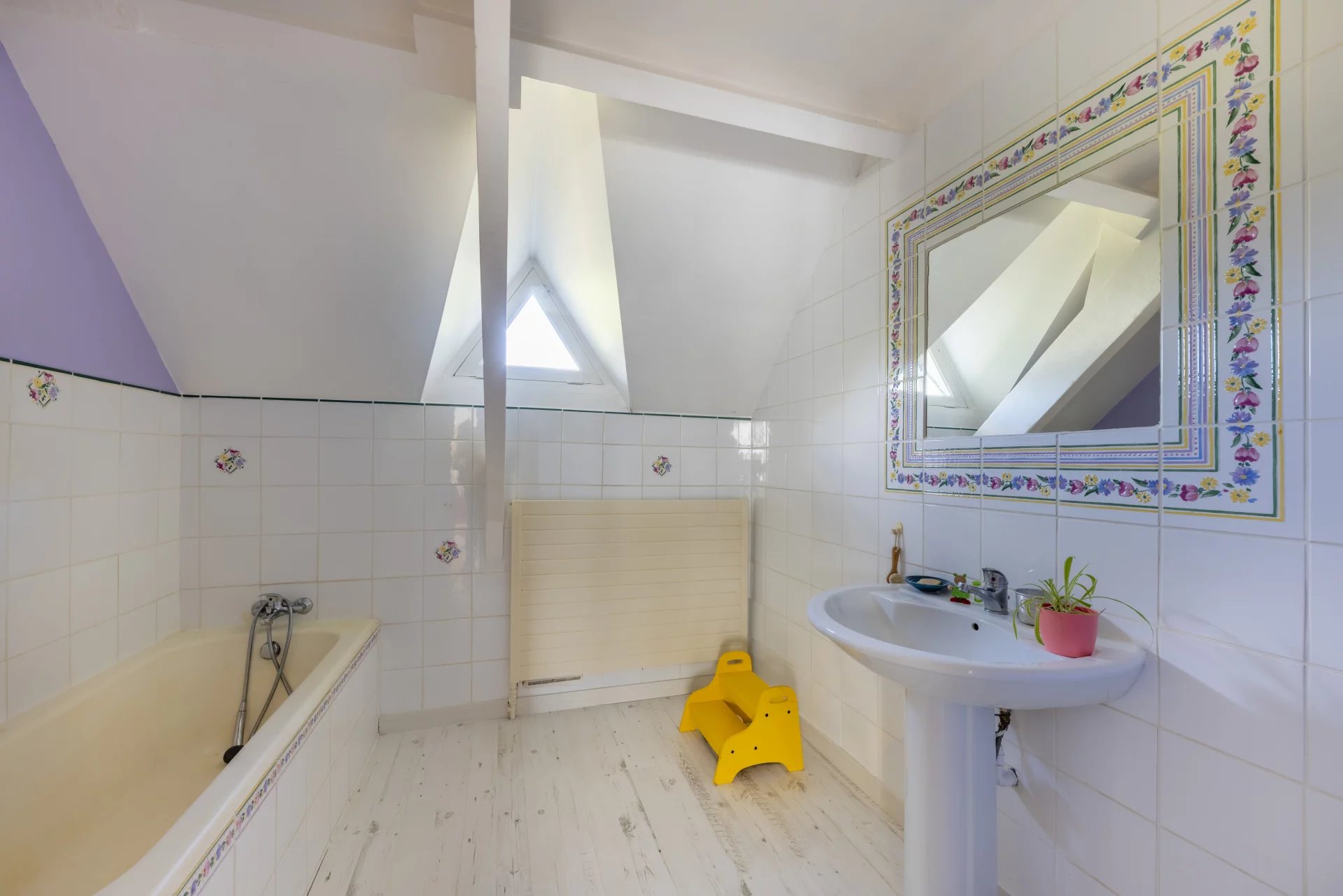 Sucé-sur-Erdre, Pays de la Loire, 44240, FR, 6 Bedrooms Bedrooms, ,3 BathroomsBathrooms,Residential,For Sale,1461051