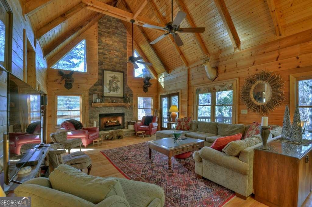 Blue Ridge, Georgia, 30513, United States, 5 Bedrooms Bedrooms, ,3 BathroomsBathrooms,Residential,For Sale,1859014