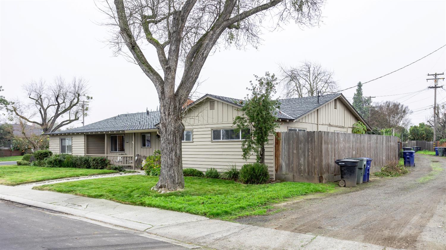 Modesto, California, 95350, United States, 4 Bedrooms Bedrooms, ,3 BathroomsBathrooms,Residential,For Sale,2012563