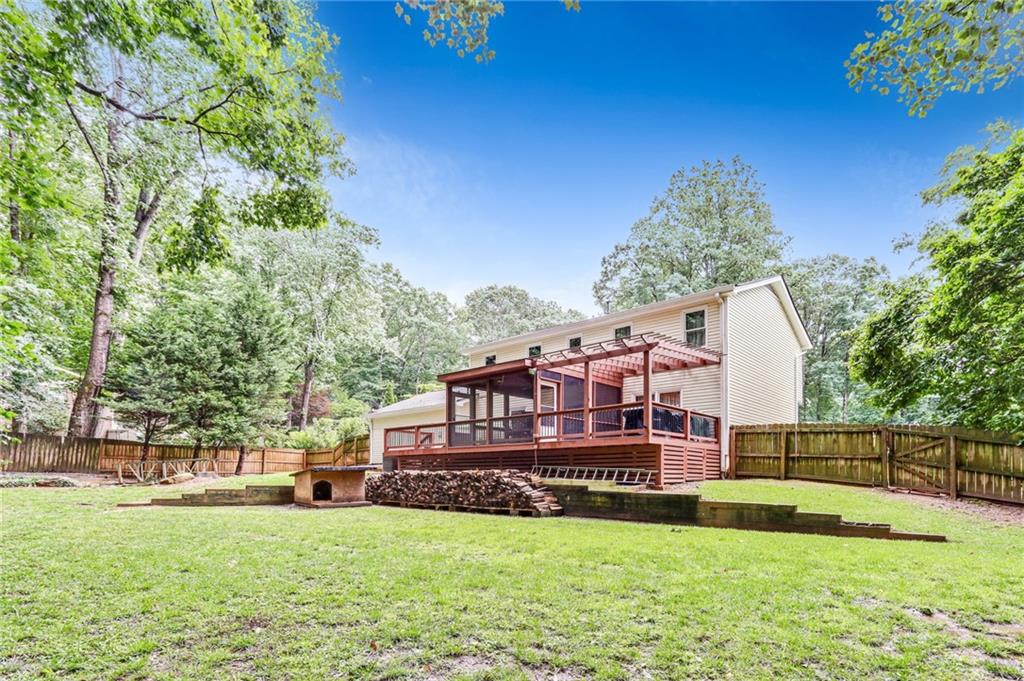 Smyrna, Georgia, 30080, United States, 3 Bedrooms Bedrooms, ,3 BathroomsBathrooms,Residential,For Sale,1983816