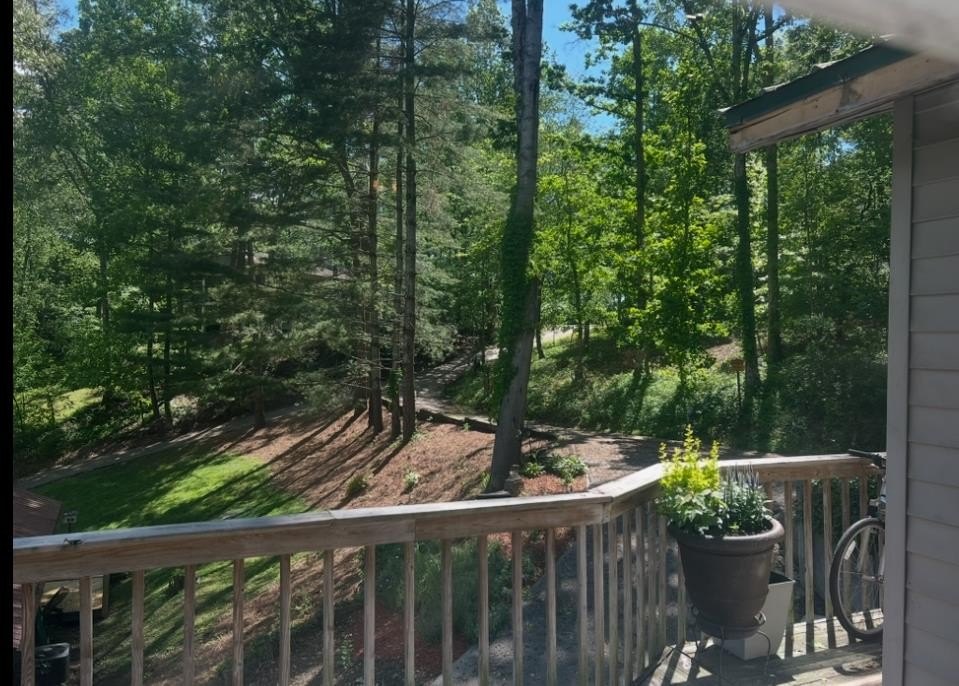 Hayesville, North Carolina, 28904, United States, 2 Bedrooms Bedrooms, ,3 BathroomsBathrooms,Residential,For Sale,1928819